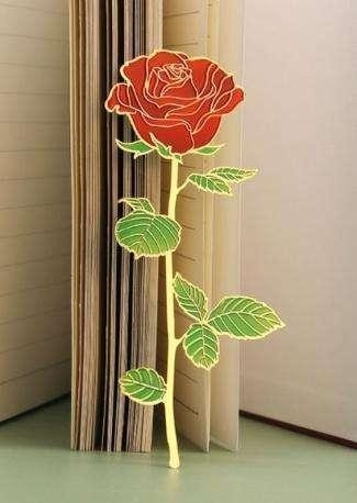 Bookmark shaped in rose